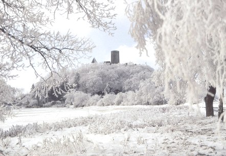 Nürburg im Winterkleid, © Tourist-Information Hocheifel- Nürburgring