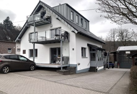 Haus Parkplatz Balkon