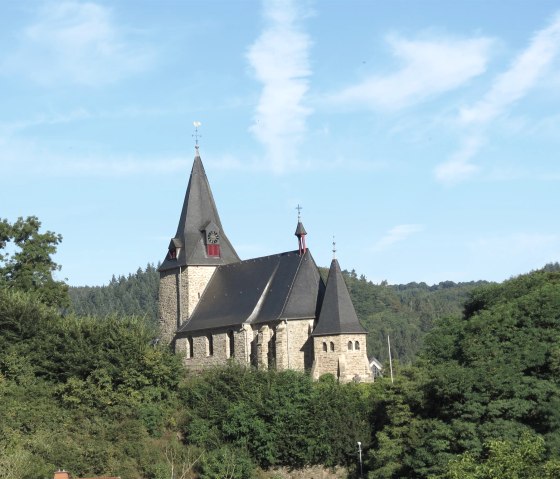 Kerk in Dümpelfeld, © Tourist-Information Hocheifel-Nürburgring