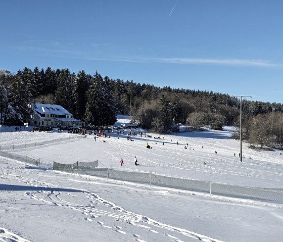 Rodeln an der Hohe Acht, © TI Hocheifel Nuerburgring,M.Witt