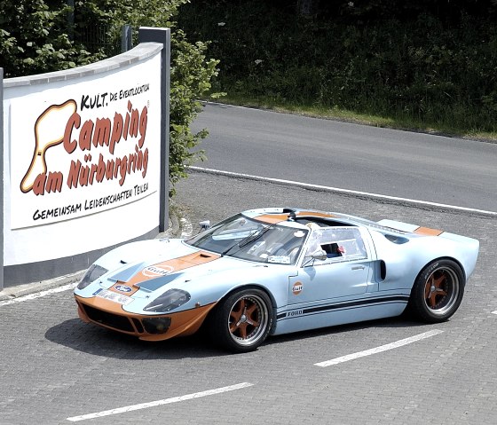 EINFAHRT | CLUB-TREFFEN Europa Ford GT Sportwagen, © Camping am Nürburgring GmbH, 53520 Müllenbach