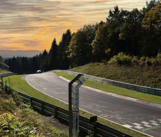 Nordschleife im Sonnenuntergang, © Setzlach