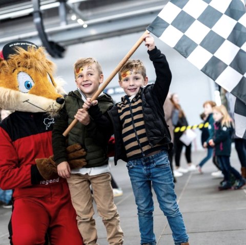 Kids, © KidsmitFuchsPressefotoNuerburgring©Gruppe C