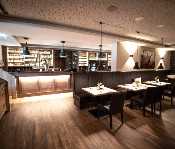 Theke + Restaurant 24, © Landhotel Ewerts