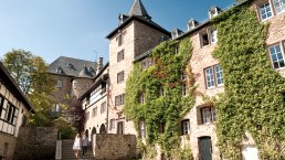 Burg Blankenheim Innenhof, © Eifel Tourismus GmbH, Dominik Ketz