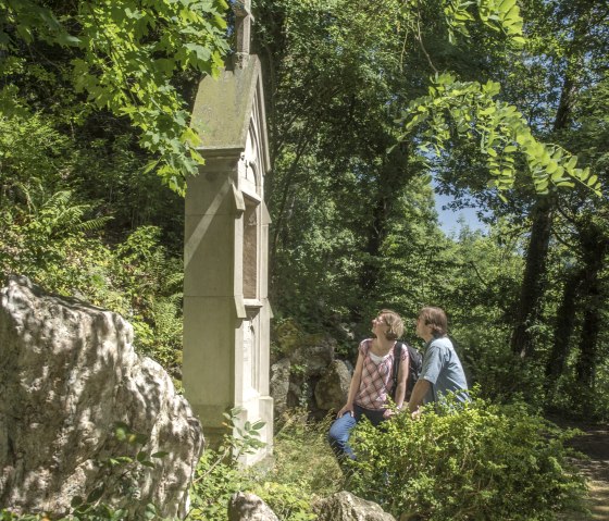 Denkmal auf dem Kreuzweg Adenau, © TI Hocheifel-Nürburgring, Kappest