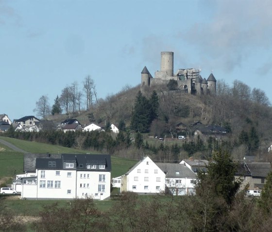 Impression avec vue sur le château de Nürburg 3, © O.Louisoder