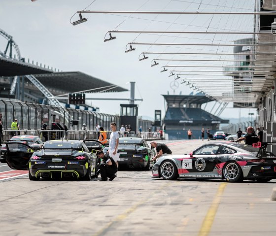 Start und Ziel, © Porsche Sports Cup ©Gruppe C GmbH aus Duisburg