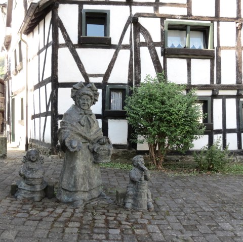 Buttermarkt Brunnen, © TI Hocheifel-Nürburgring,Verbandsgemeindeverwaltung Adenau