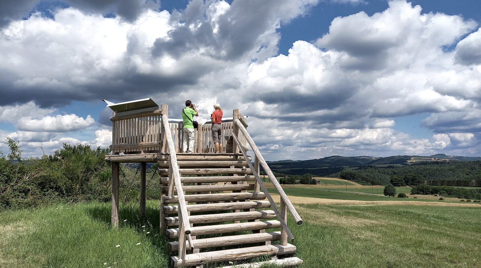 Herrliche Weitsichten über die wild-romantische Hocheifellandschaft mit ihrer facettenreichen Natur!, © TI Hocheifel-Nürburgring©SiegfriedMueller