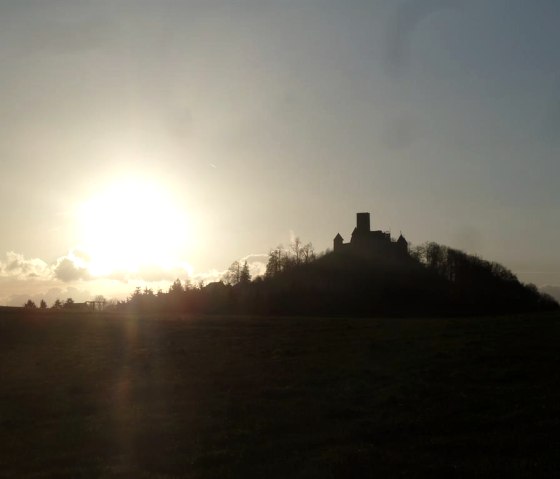 Impression avec vue sur le château de Nürburg 2, © O.Louisoder