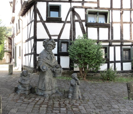 Buttermarkt Statue, © Verbandsgemeinde Adenau